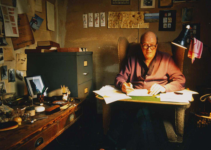 rd-bio-pic Roald Dahl, author of original book